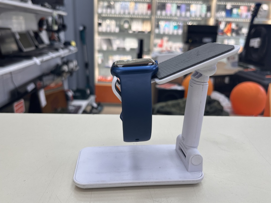 Смарт-часы Apple Watch Series 7 45mm