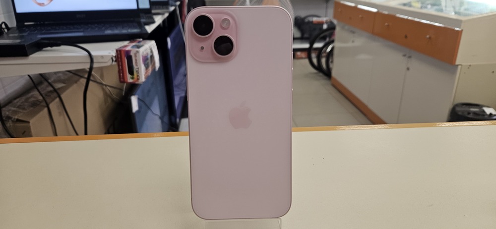 Смартфон Apple Iphone 15 128Gb