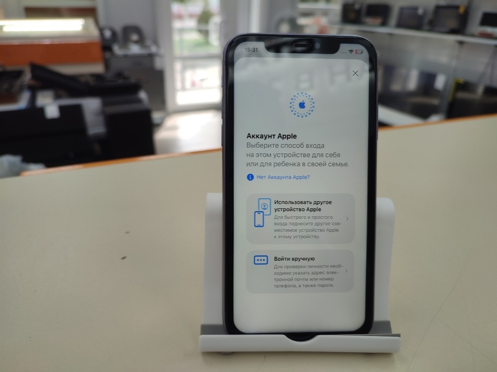 Смартфон Apple iPhone 11 64Gb