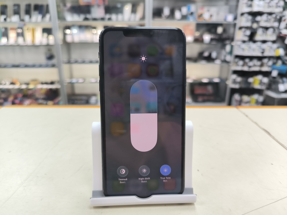 Смартфон Apple iPhone 11 Pro Max 64Gb