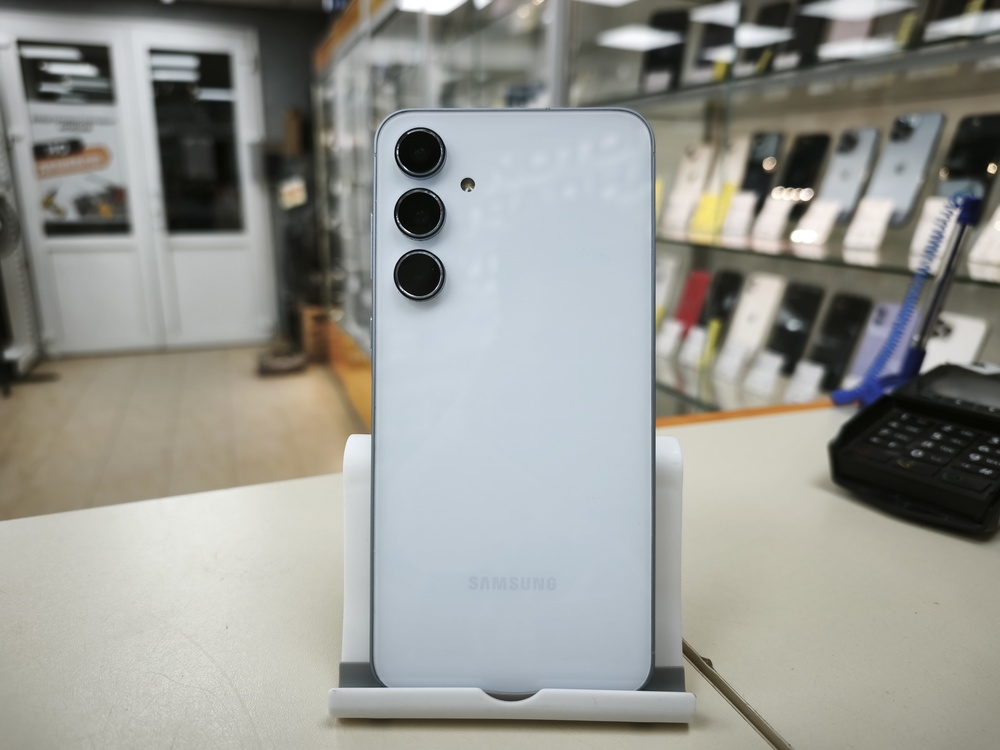 Смартфон Samsung Galaxy A55 12/256