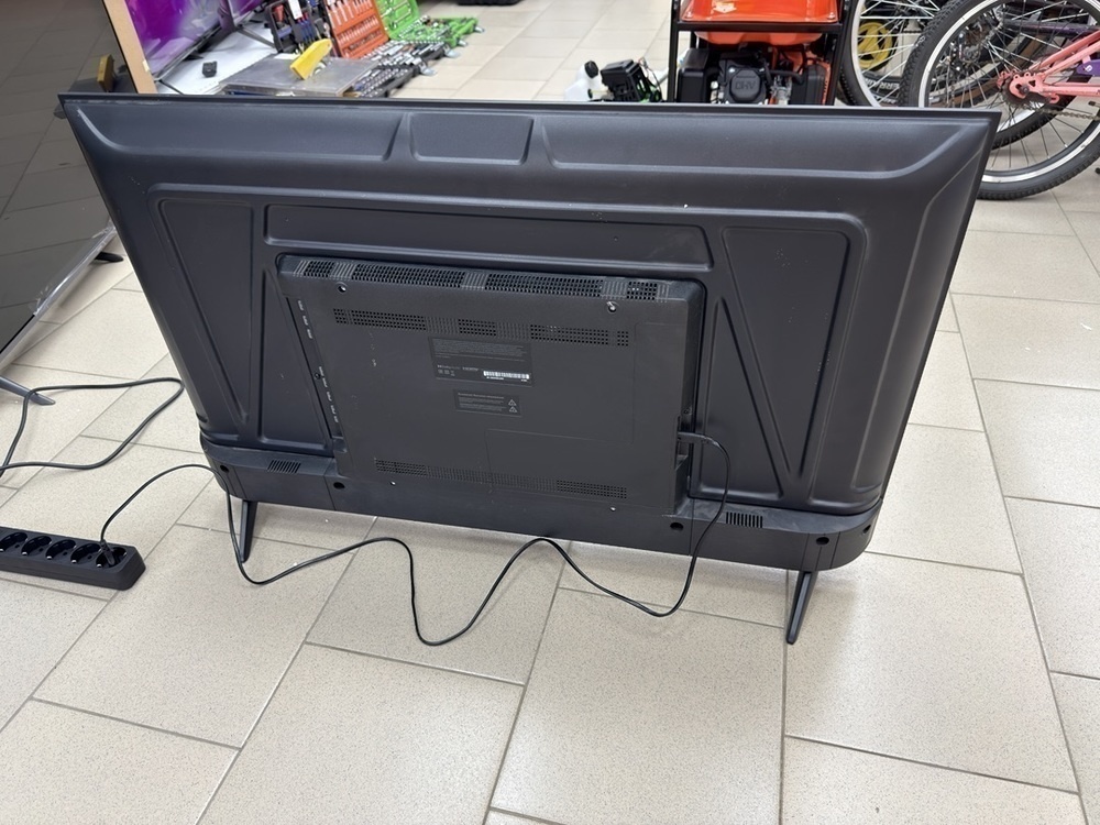 LED Телевизор Яндекс ТВ Станция Бейсик  43" 4K UHD,