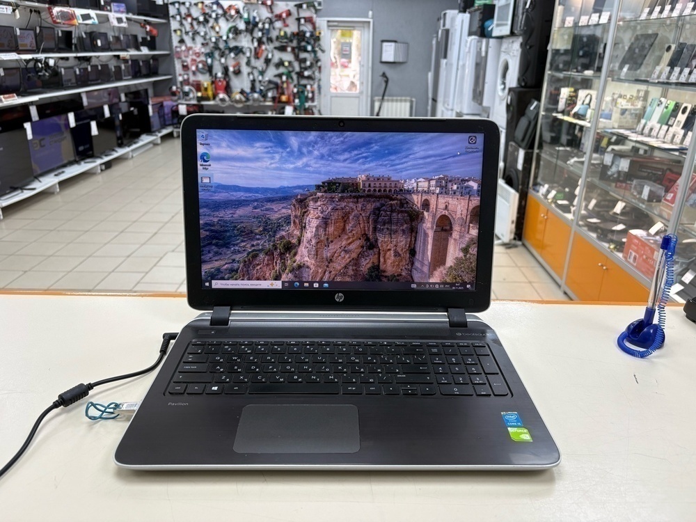 Ноутбук HP; Core i5-4210U, GeForce 840M, 12 Гб, 240 Гб, Нет