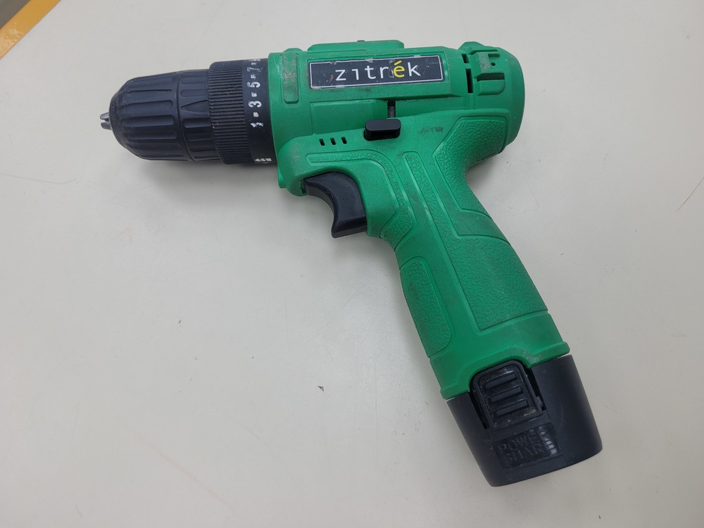 Шуруповерт Zitrek Green 12v