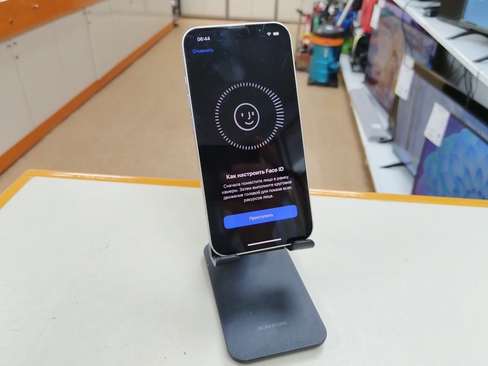 Смартфон Apple Iphone 14 128Gb
