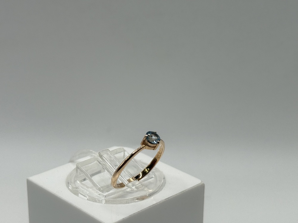 КОЛКМ585 КОЛЬЦО С КАМНЕМ (Au 585)