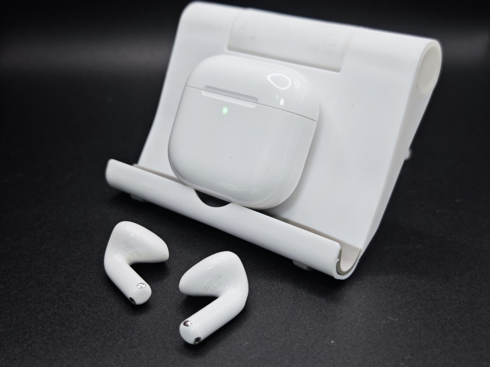 Наушники беспроводные Apple AirPods 4 с ANC