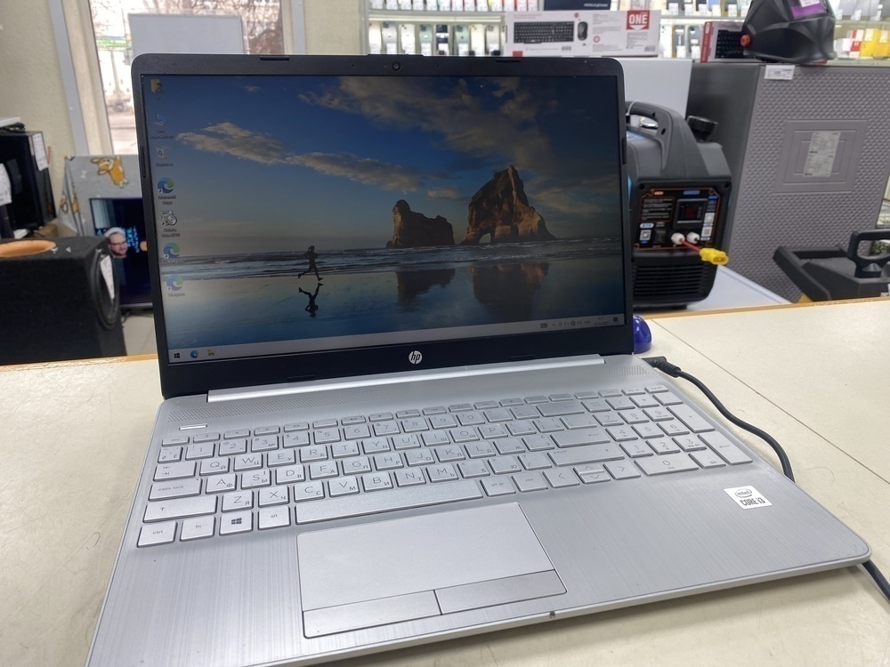 Ноутбук HP; Core i3-10110U, Intel UHD Graphics, 8 Гб, 500 Гб, Нет