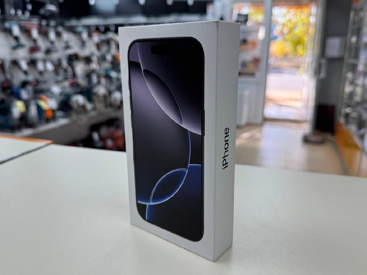 Смартфон Apple Iphone 16 Pro 128Gb