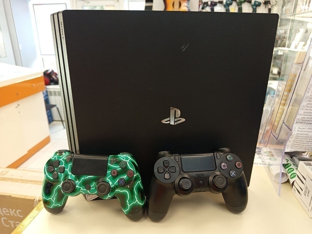 Игровая приставка PlayStation 4 Pro 1Tb