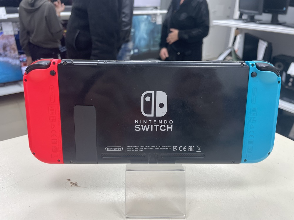Игровая приставка Nintendo Switch