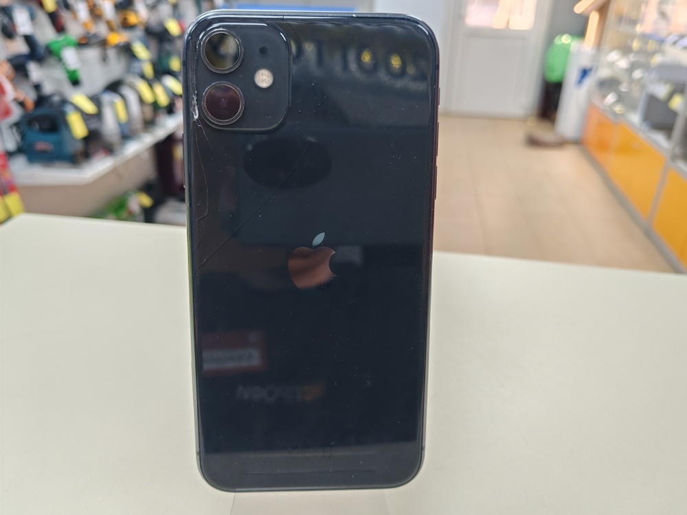 Смартфон Apple iPhone 11 128Gb