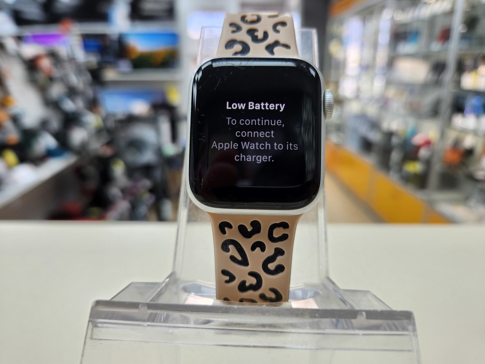 Смарт-часы Apple Watch Series 6 40mm