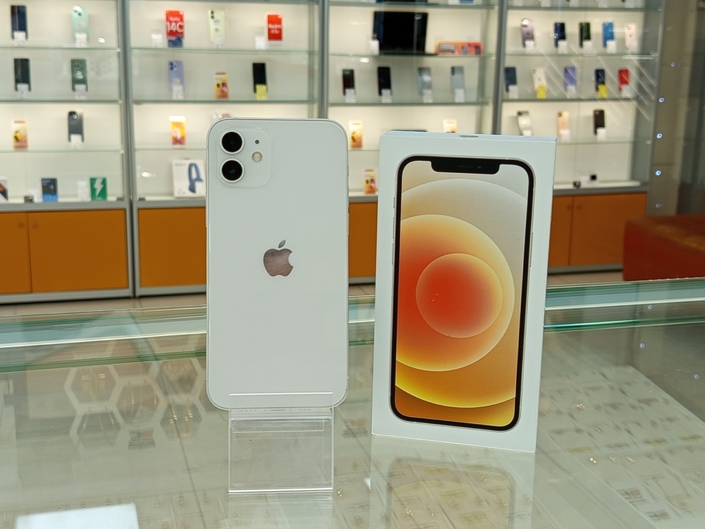 Смартфон Apple iPhone 12 64Gb