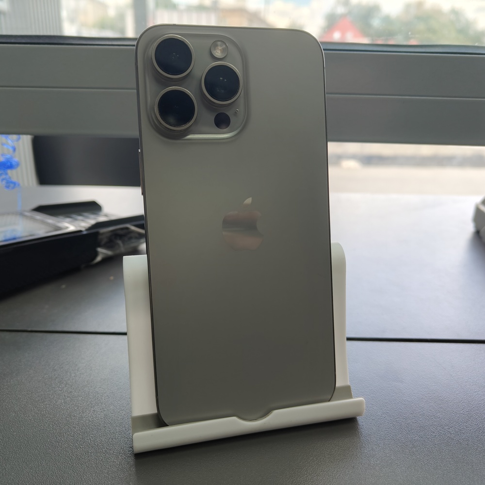 Смартфон Apple iPhone 15 Pro Max 256Gb