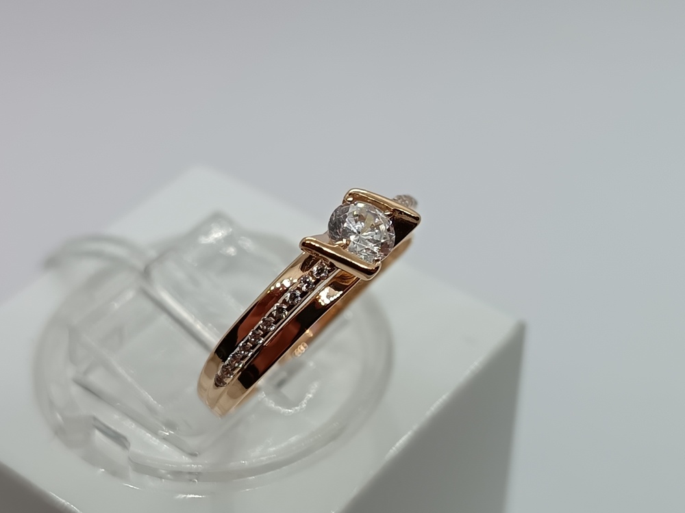 КОЛКМИ585 КОЛЬЦО С КАМНЯМИ (Au 585)