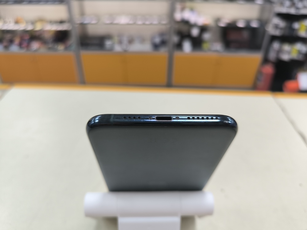 Смартфон Apple iPhone 11 Pro Max 64Gb