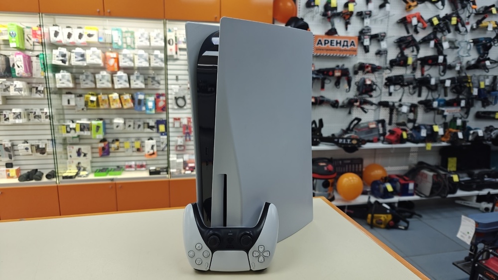 Игровая приставка PlayStation 5 825Gb (С дисководом)