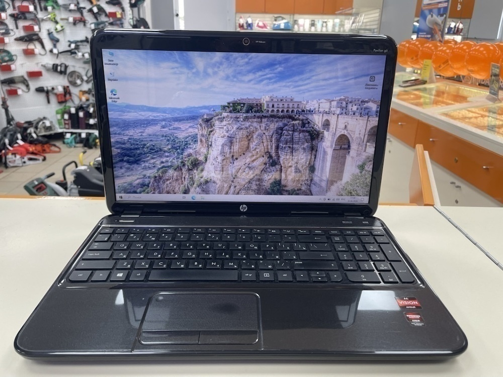Ноутбук HP Pavilion g6; A6-4400M, Radeon HD 7670M, 6 Гб, 256 Гб, Нет