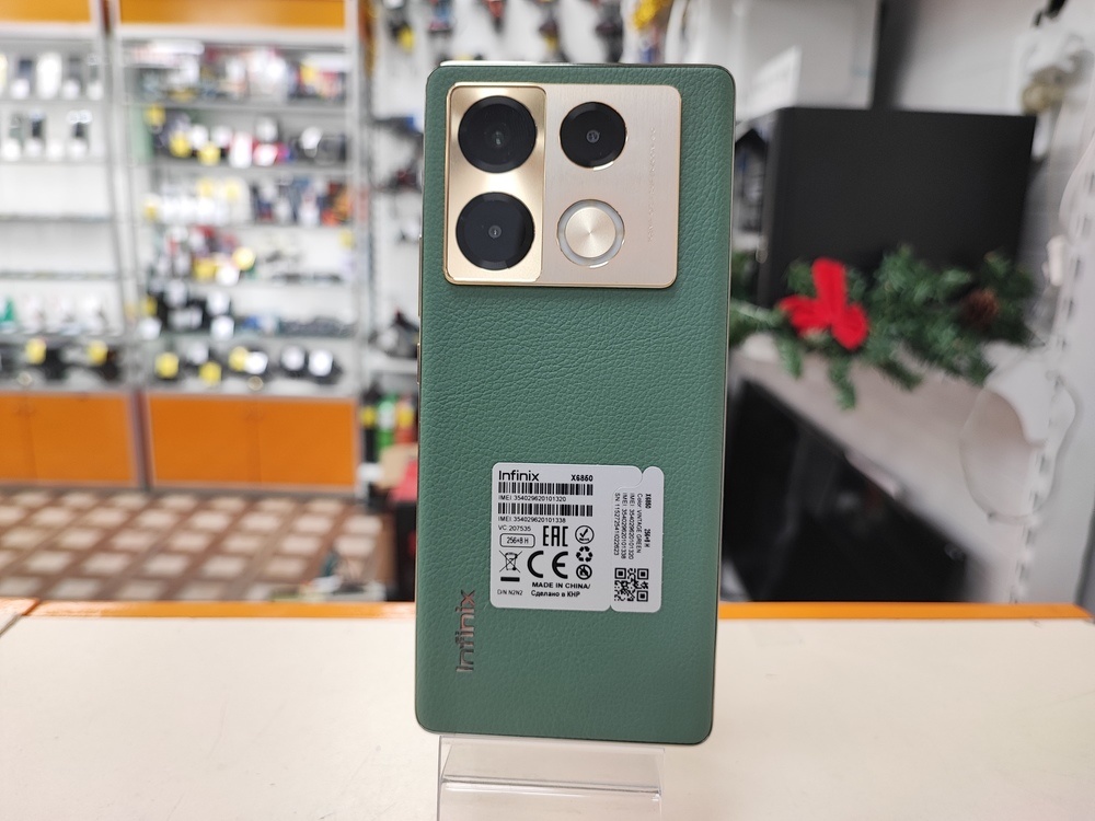 Смартфон Infinix Note 40 Pro 8/256
