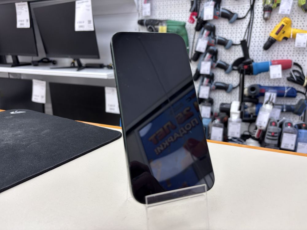 Смартфон Apple iPhone 13 128Gb