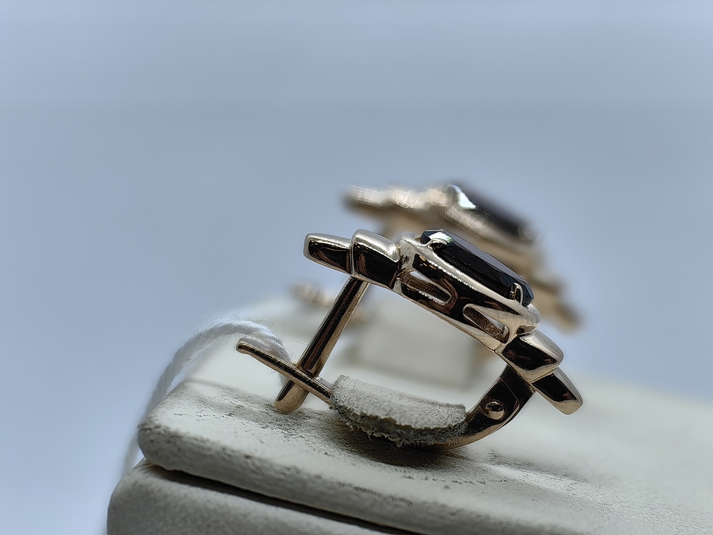 СКМ585 СЕРЬГИ С КАМНЕМ (Au 585)