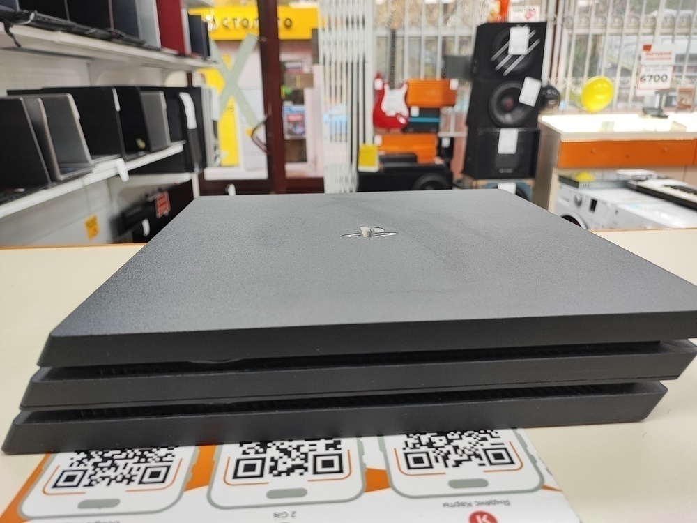 Игровая приставка PlayStation 4 Pro 1Tb