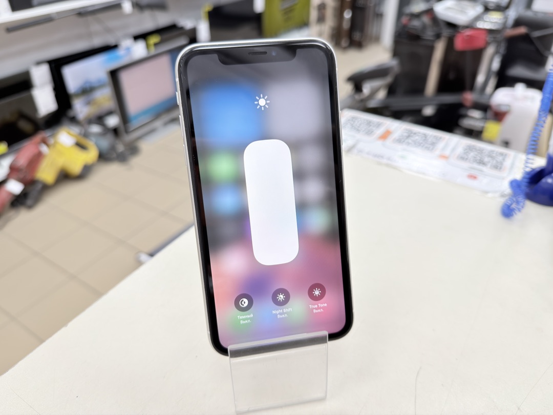 Смартфон Apple iPhone Xr 64Gb