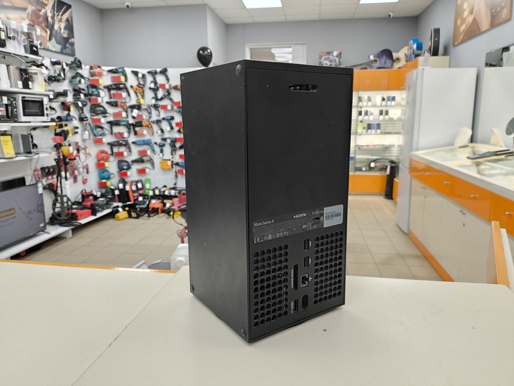 Игровая приставка Xbox Series X 1Tb