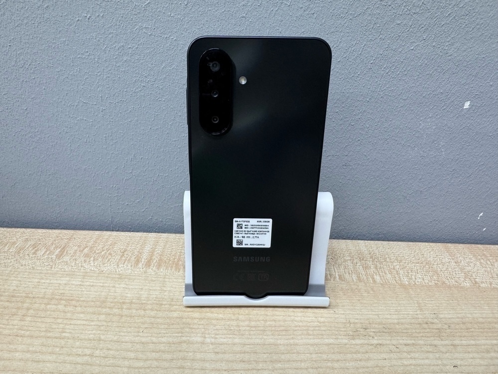 Смартфон Samsung Galaxy A17 8/256