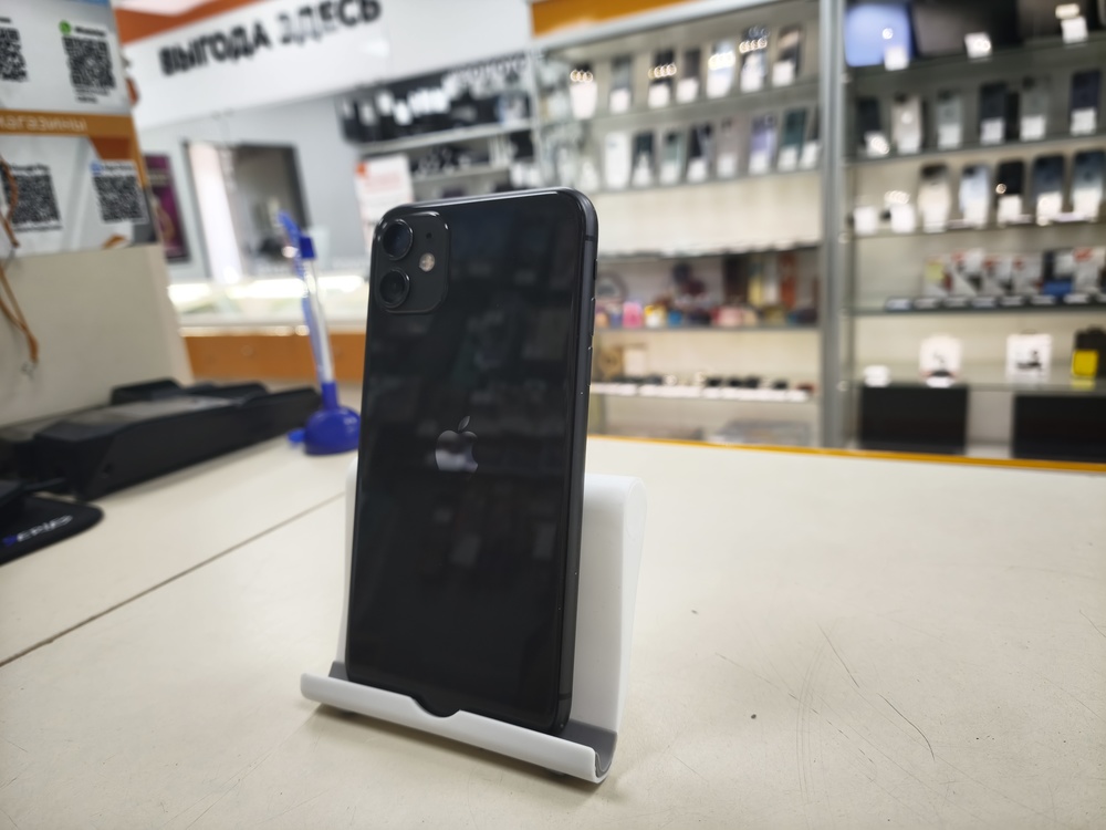 Смартфон Apple iPhone 11 64Gb