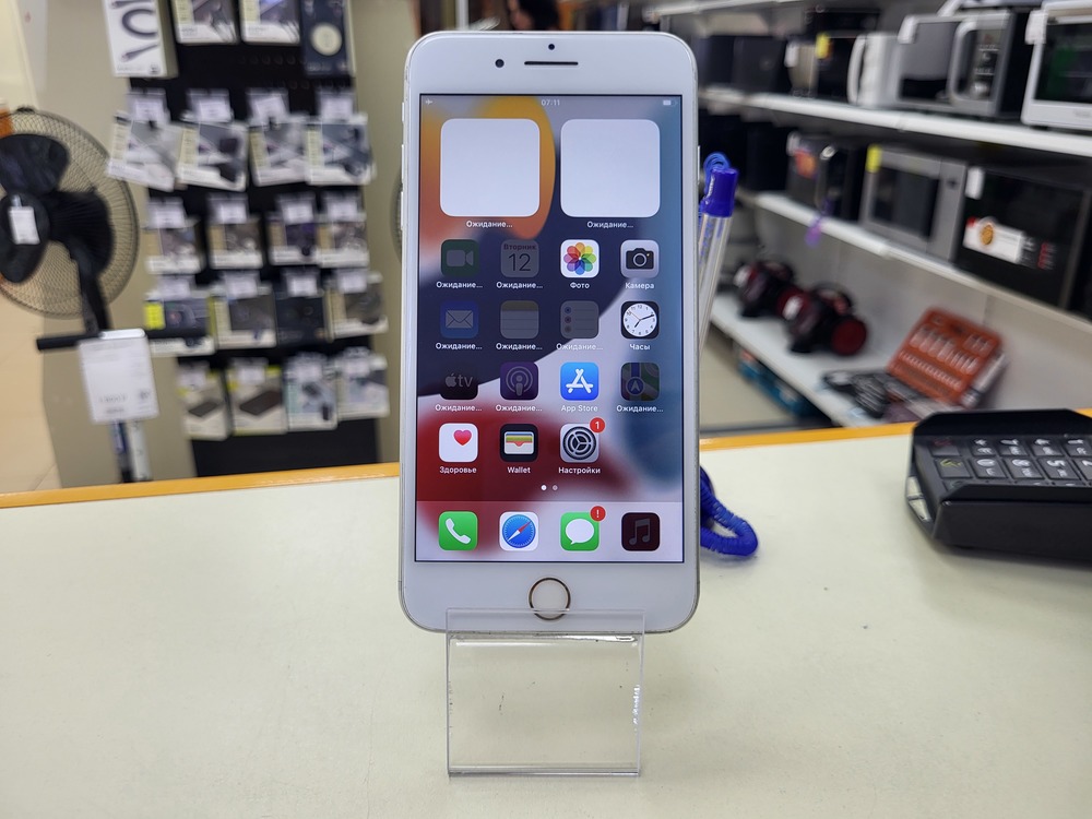 Смартфон Apple iPhone 7 Plus 32Gb