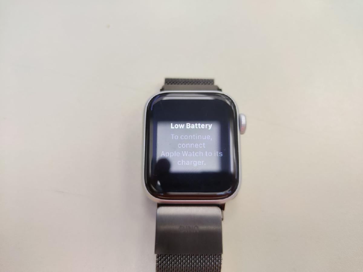 Смарт-часы Apple Watch SE 2022 40mm