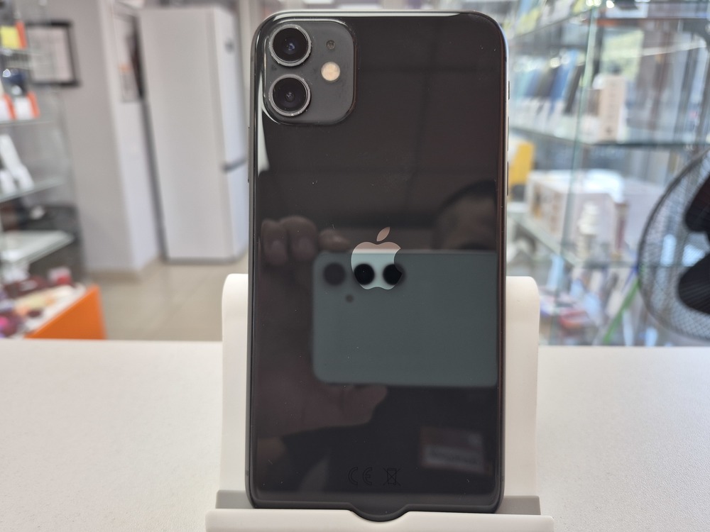 Смартфон Apple iPhone 11 64Gb