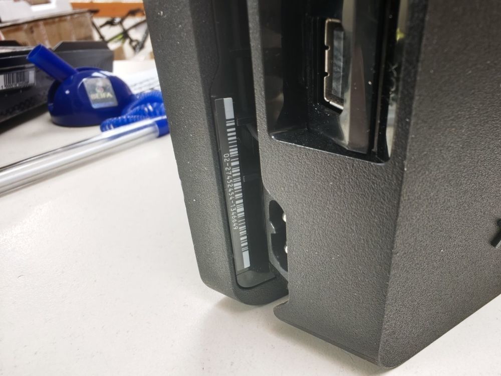Игровая приставка PlayStation 4 Slim 500GB
