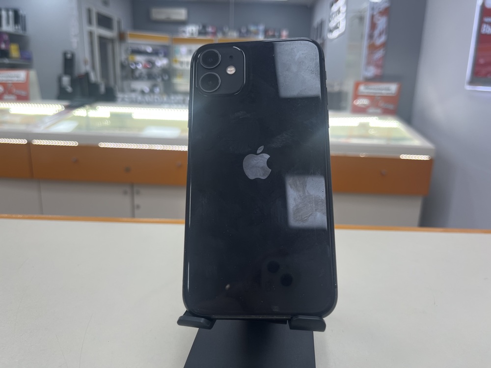 Смартфон Apple iPhone 11 64Gb