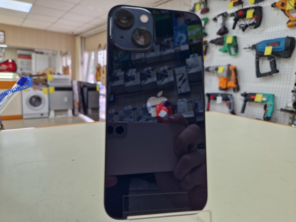Смартфон Apple iPhone 13 128Gb