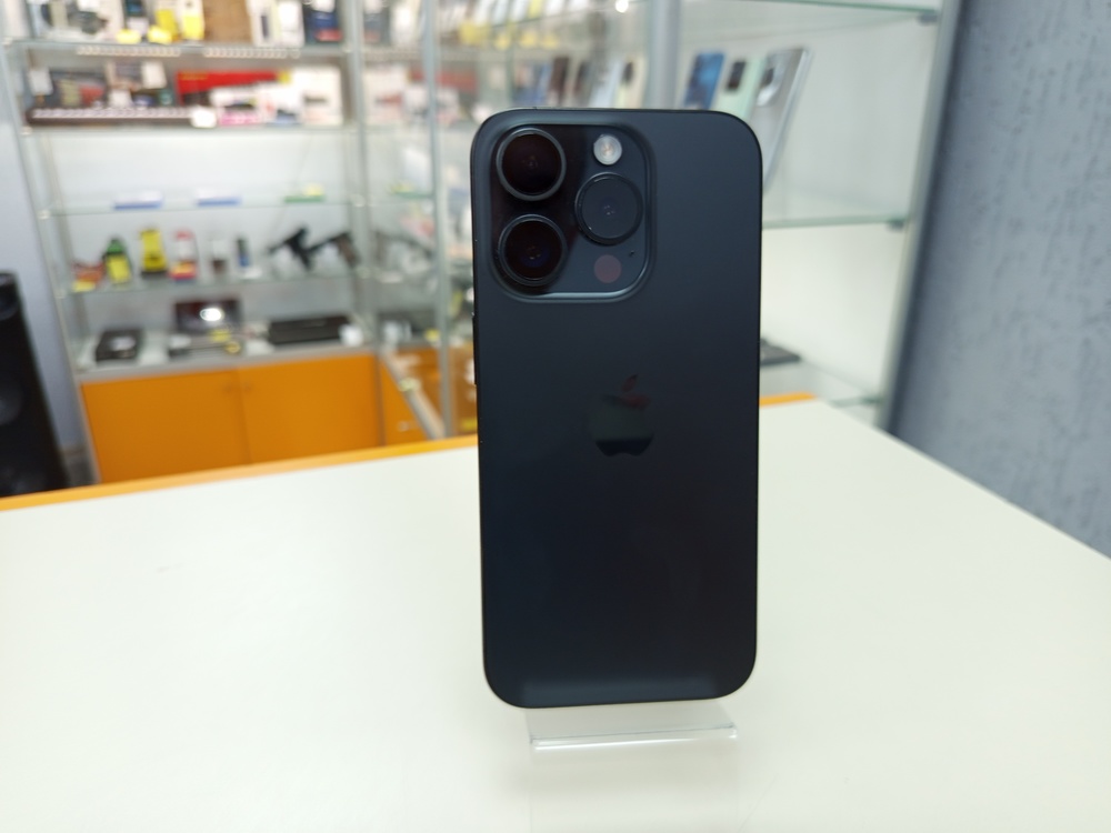 Смартфон Apple Iphone 15 Pro 256Gb