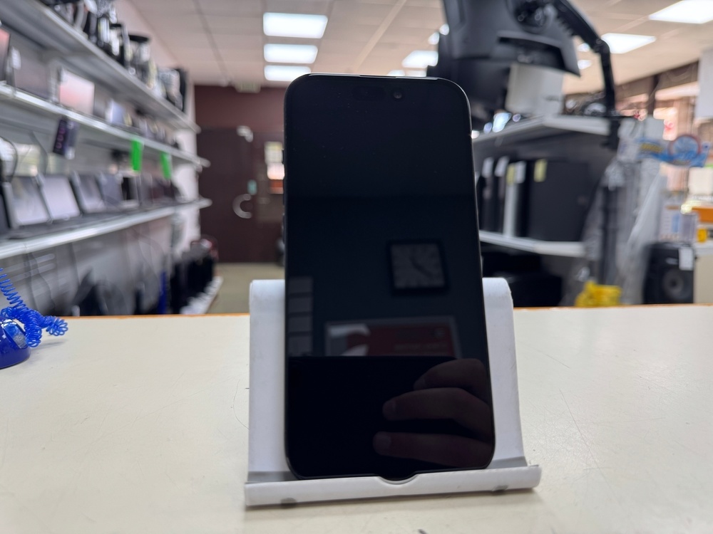 Смартфон Apple Iphone 15 128Gb