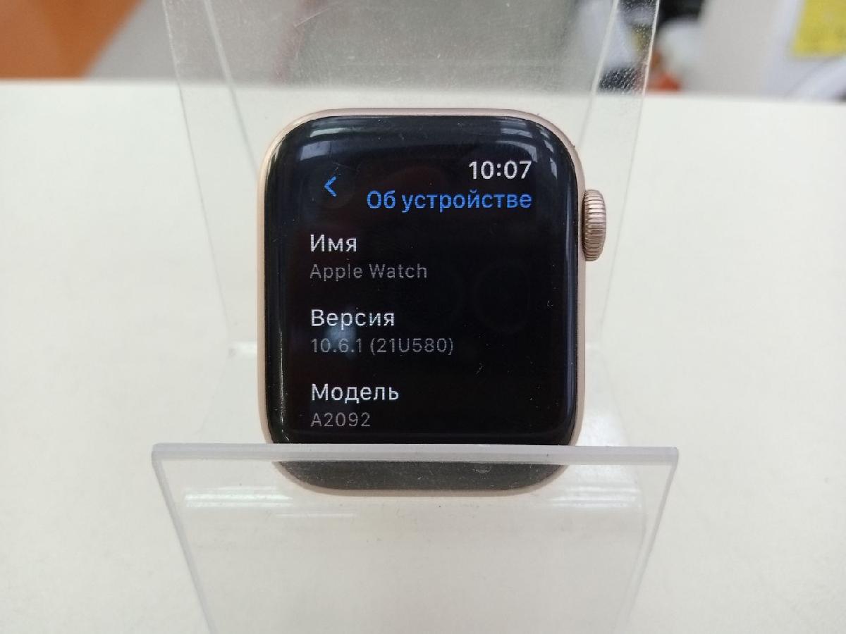 Смарт-часы Apple Watch Series 5 40 мм