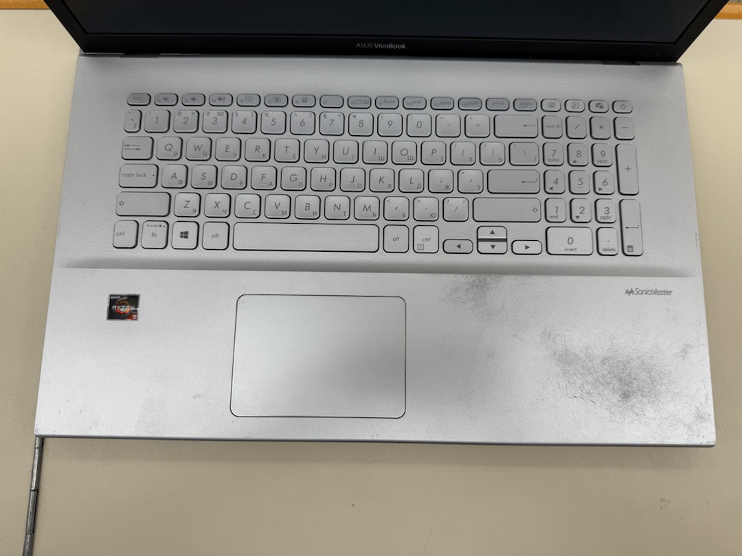 Ноутбук ASUS X712DK; Ryzen 3 3200U, Radeon 540X Mobile, 8 Гб, Нет, 1 Tb