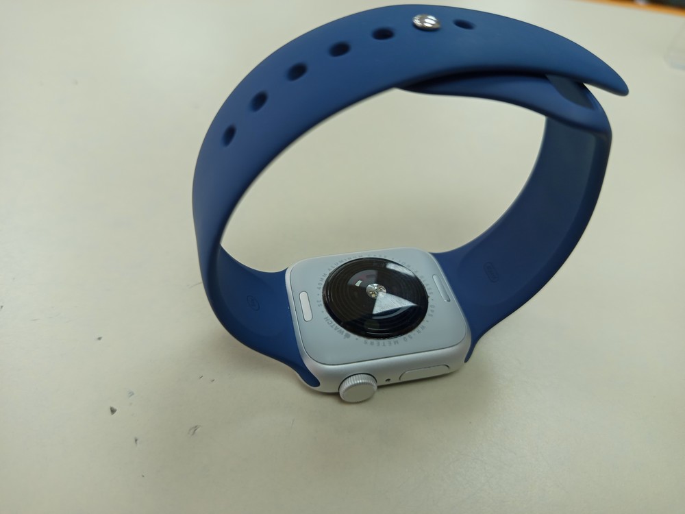 Смарт-часы Apple Watch SE 2020 40mm