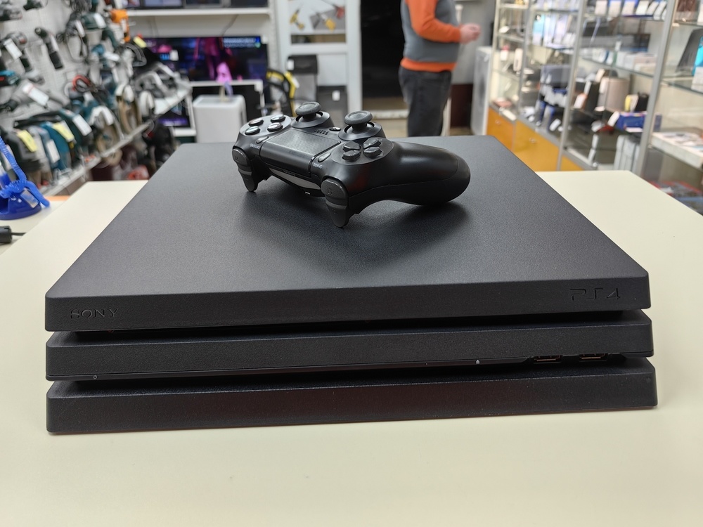 Игровая приставка PlayStation 4 Pro 1Tb Игровая приставка PlayStation 4 Pro 1Tb