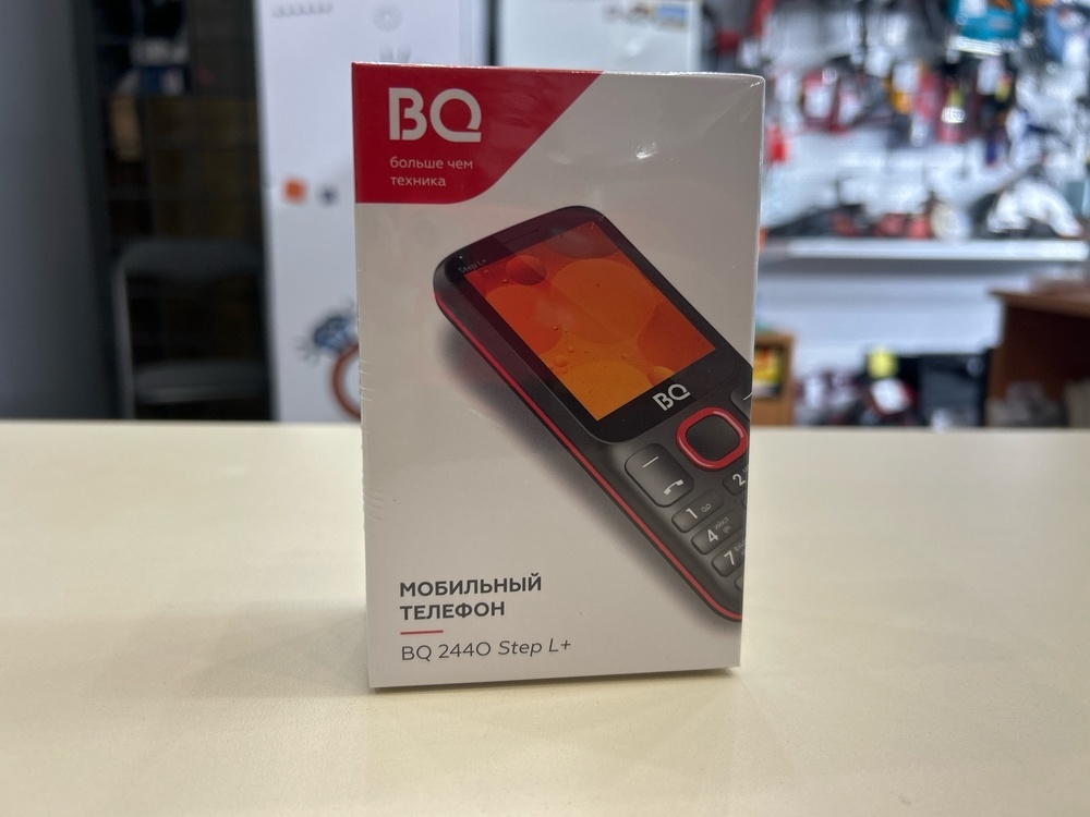Мобильный телефон BQ 2440