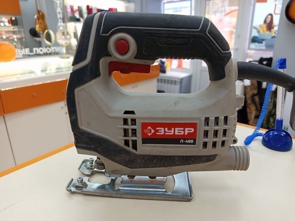 Лобзик ЗУБР Л-570Э