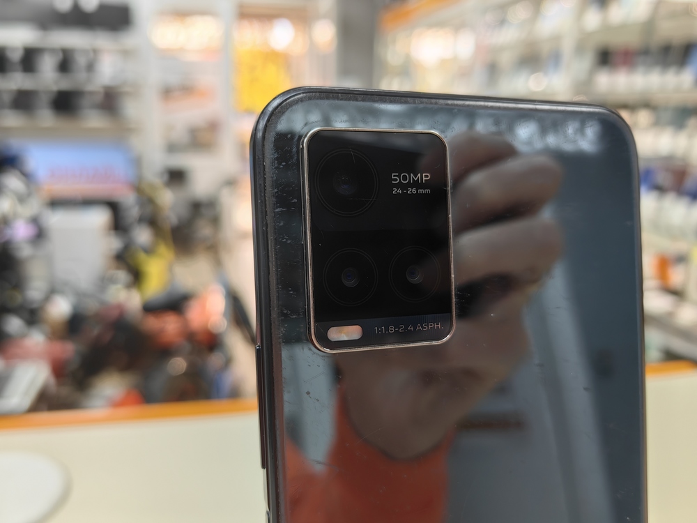 Смартфон Vivo Y33s 4/64