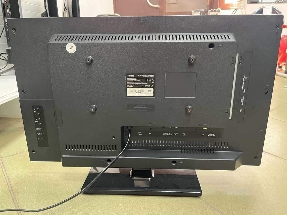 LED Телевизор BBK 24LEM-1016/T2C