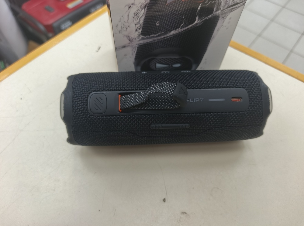 Портативная акустика JBL Flip 7