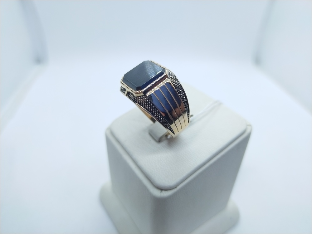 КМ-359_з КОЛЬЦО ПЕЧАТКА Эмаль с камнями (Au 585)