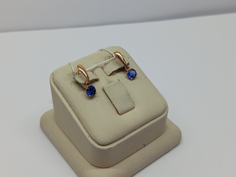 СКМ585 СЕРЬГИ С КАМНЕМ (Au 585)